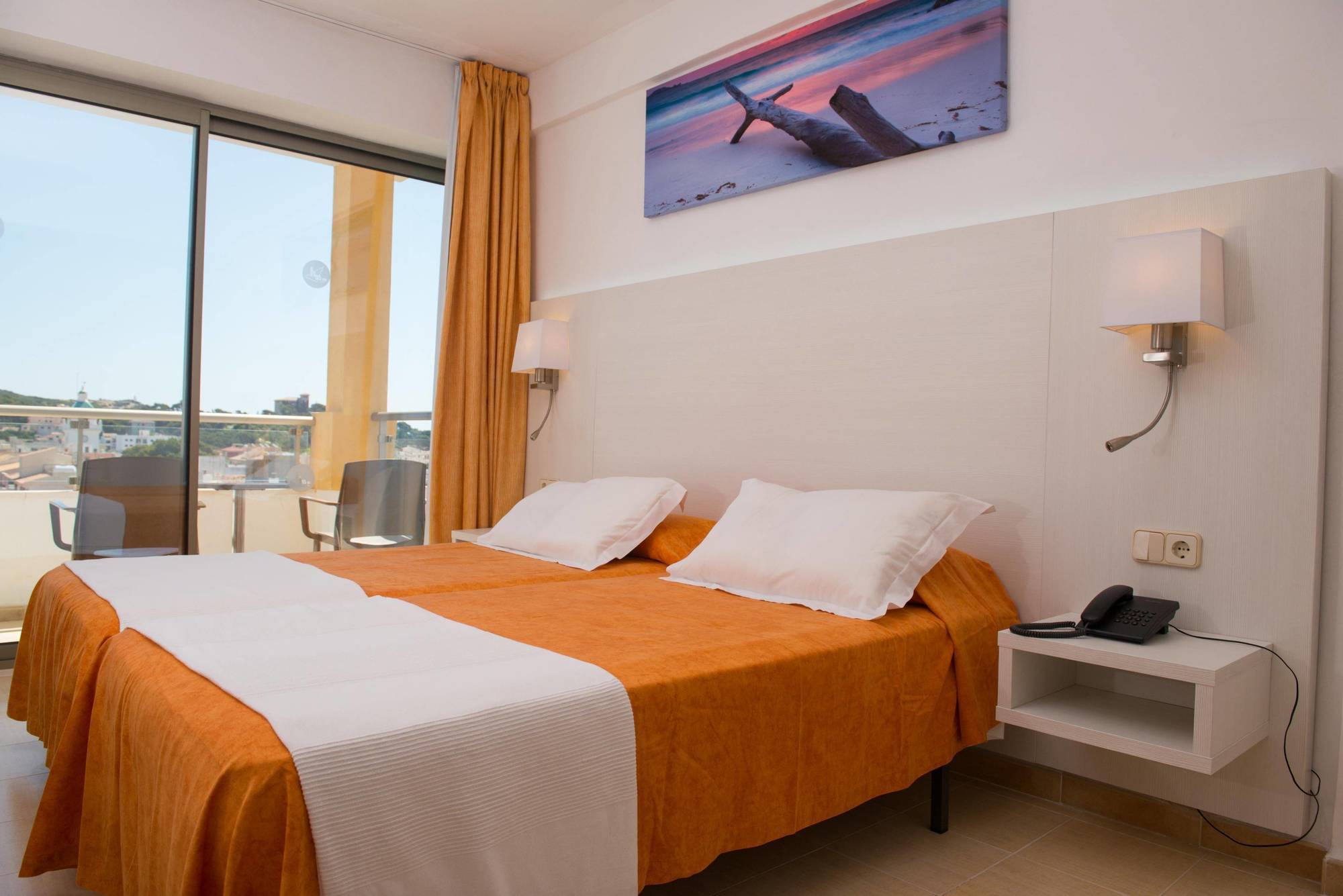 Hotel Bella Mar กาลารัตจาดา ภายนอก รูปภาพ