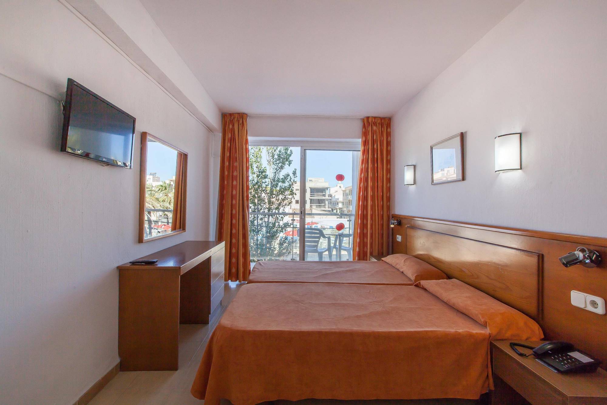Hotel Bella Mar กาลารัตจาดา ภายนอก รูปภาพ