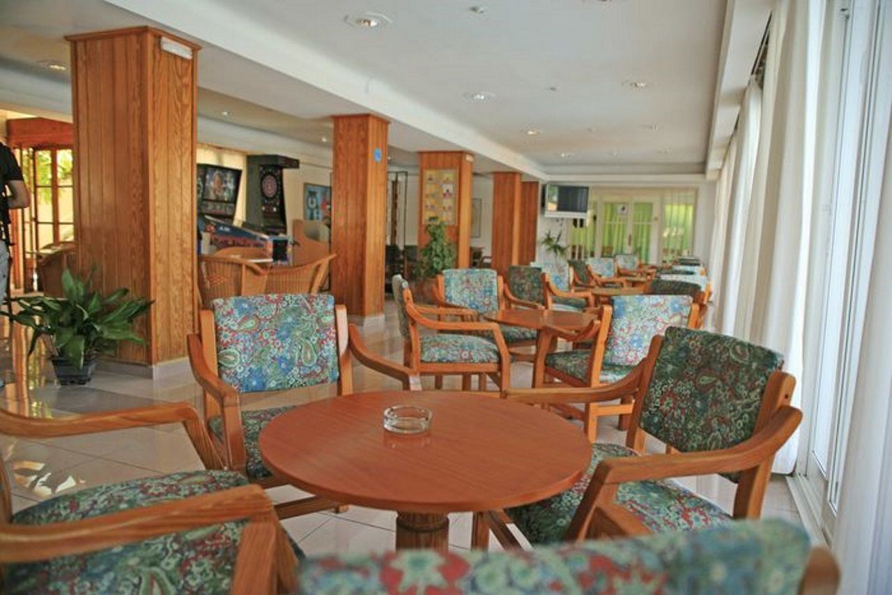Hotel Bella Mar กาลารัตจาดา ภายนอก รูปภาพ